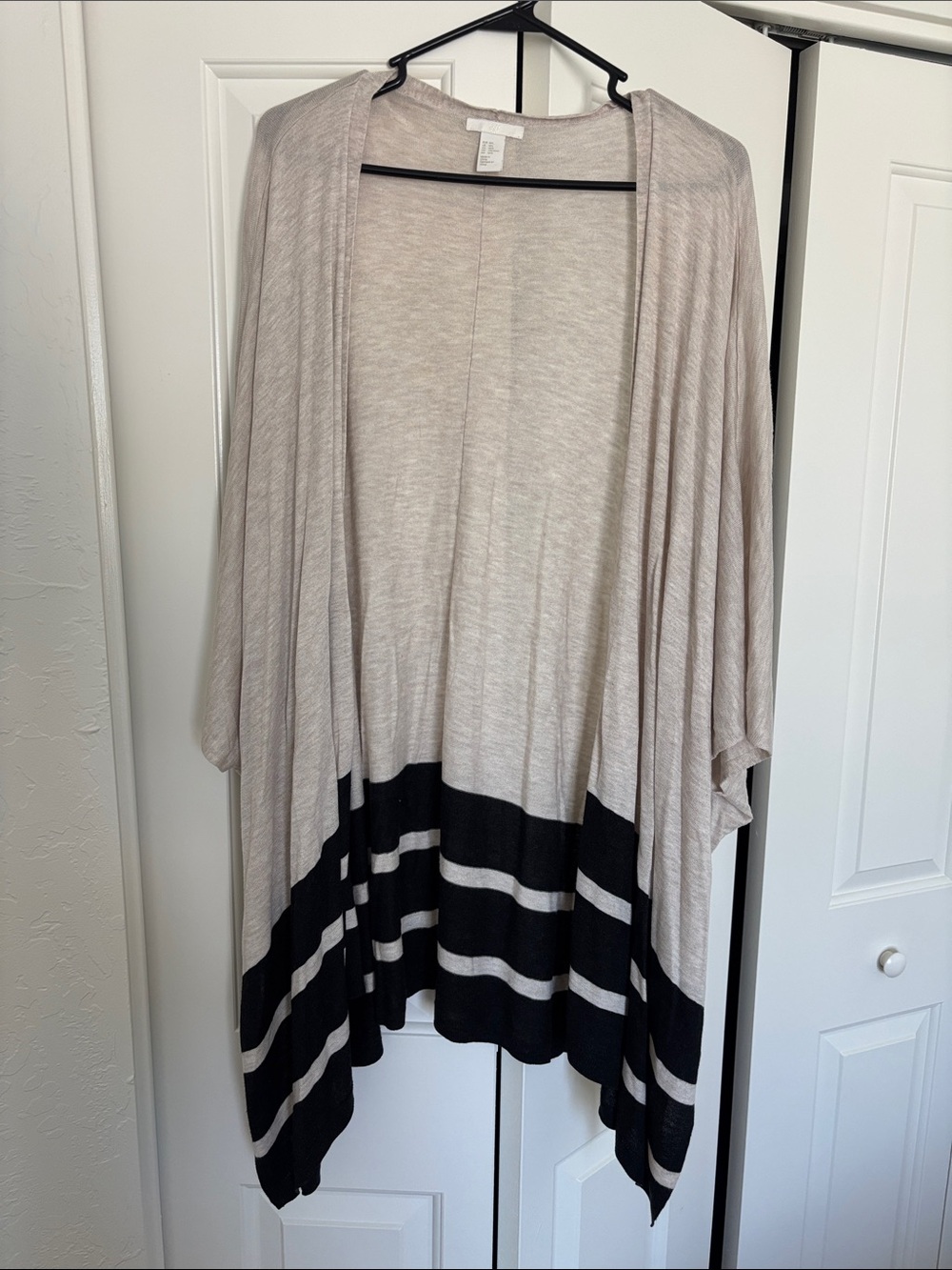 H&M Beige Open-Front Knit Cardigan with Contrasting Hem Stripes